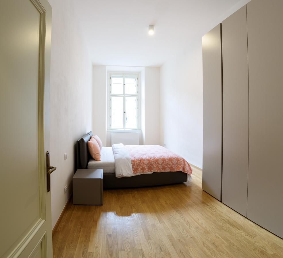 Prague Apartments Sokolovska 91 Ngoại thất bức ảnh